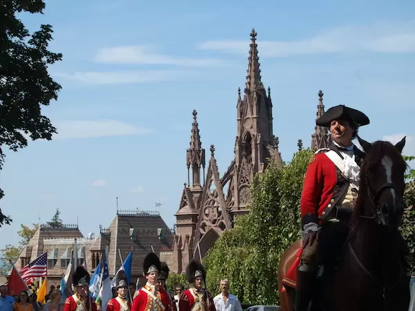Green-Wood Cemetery Marks 245 Years Since the Battle of Brooklyn with a Revolutionary Re-enactment