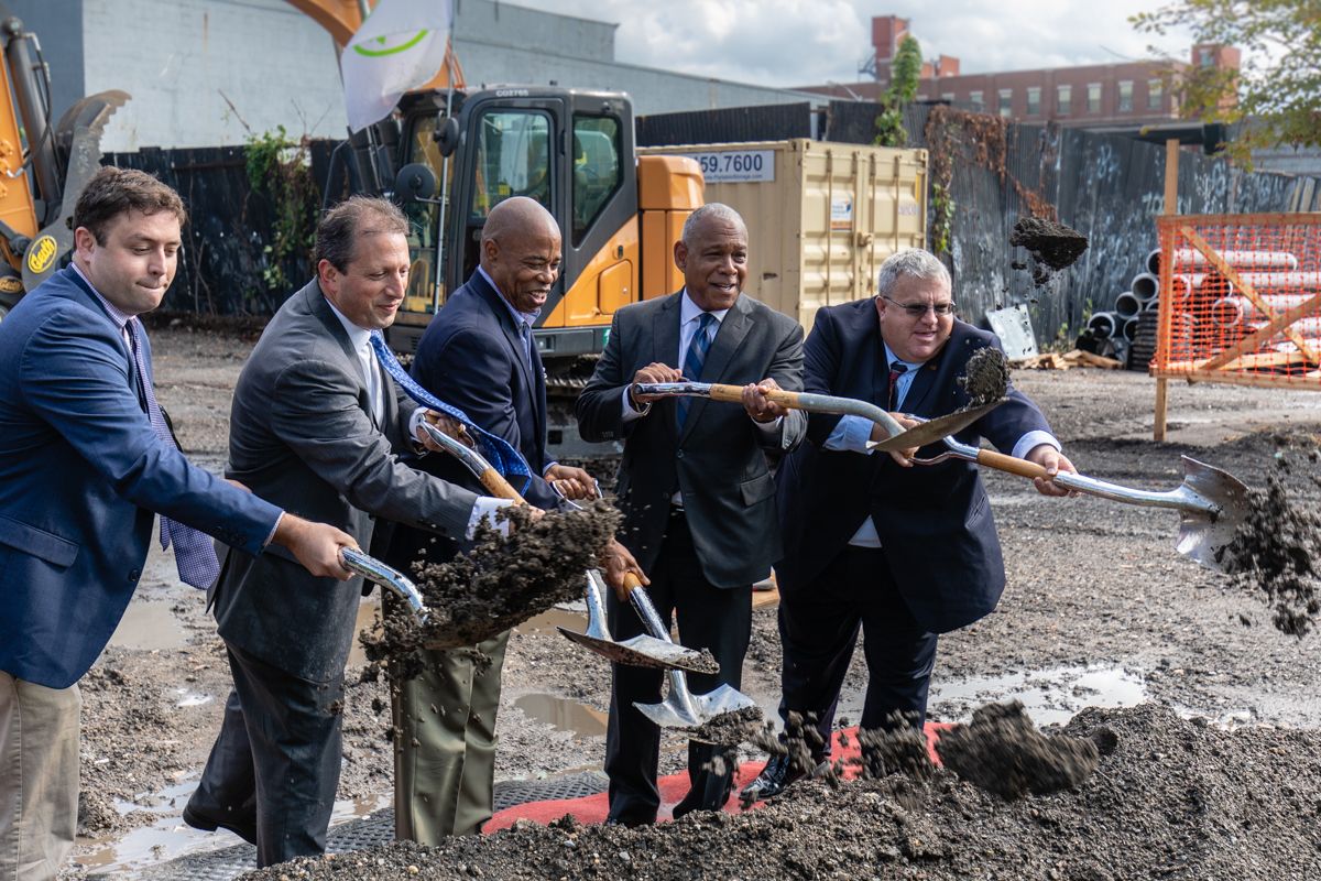 Gowanus ‘Mudbreaking’ Held For Ennis Playground Renovation