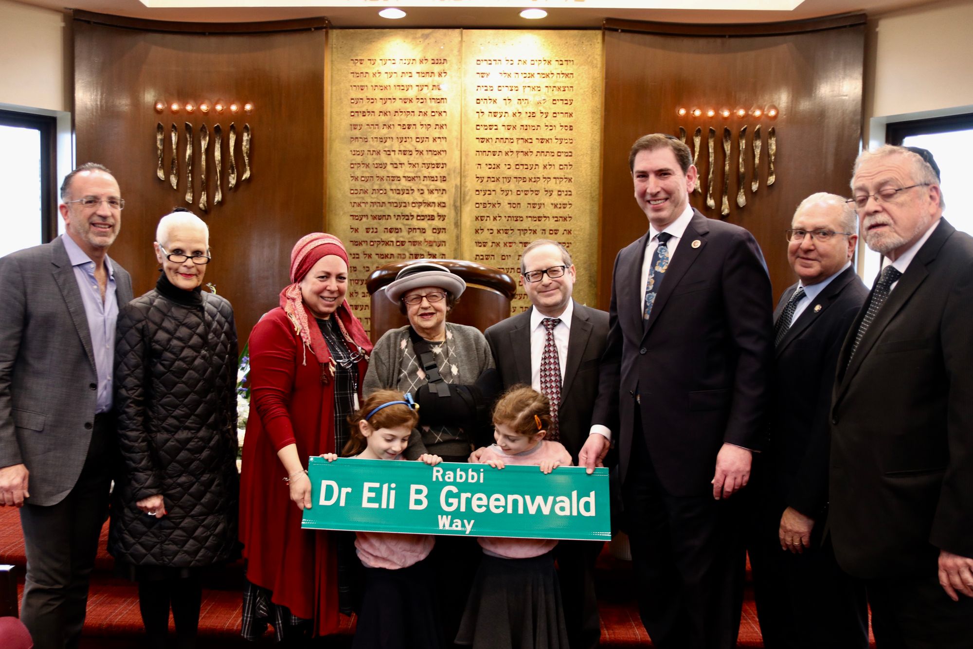 Late Manhattan Beach Rabbi Greenwald Honored With Street Sign