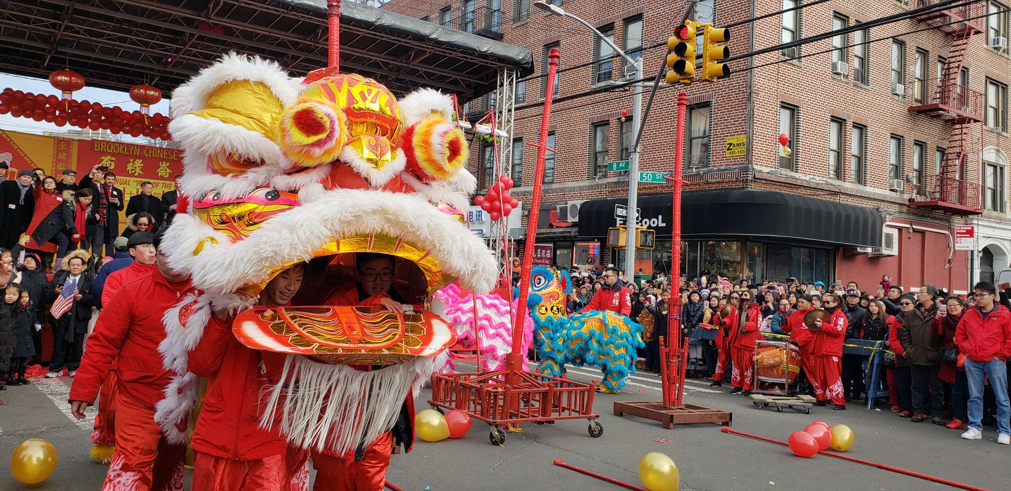 Piglets, firecrackers and dance: SF's Chinatown rings in Lunar New