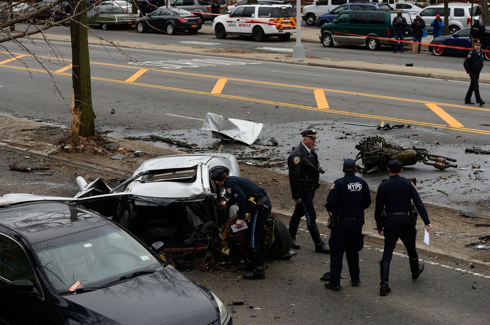 Second fatal crash due to speed on Kings Hwy. (Photo: Todd Maisel/Bklyner)