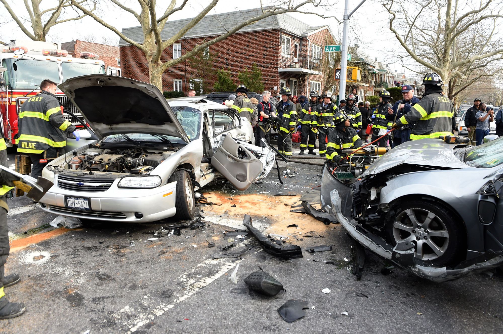 Fatal crash on Avenue J killed Canarsie woman. Todd Maisel/Bklyner