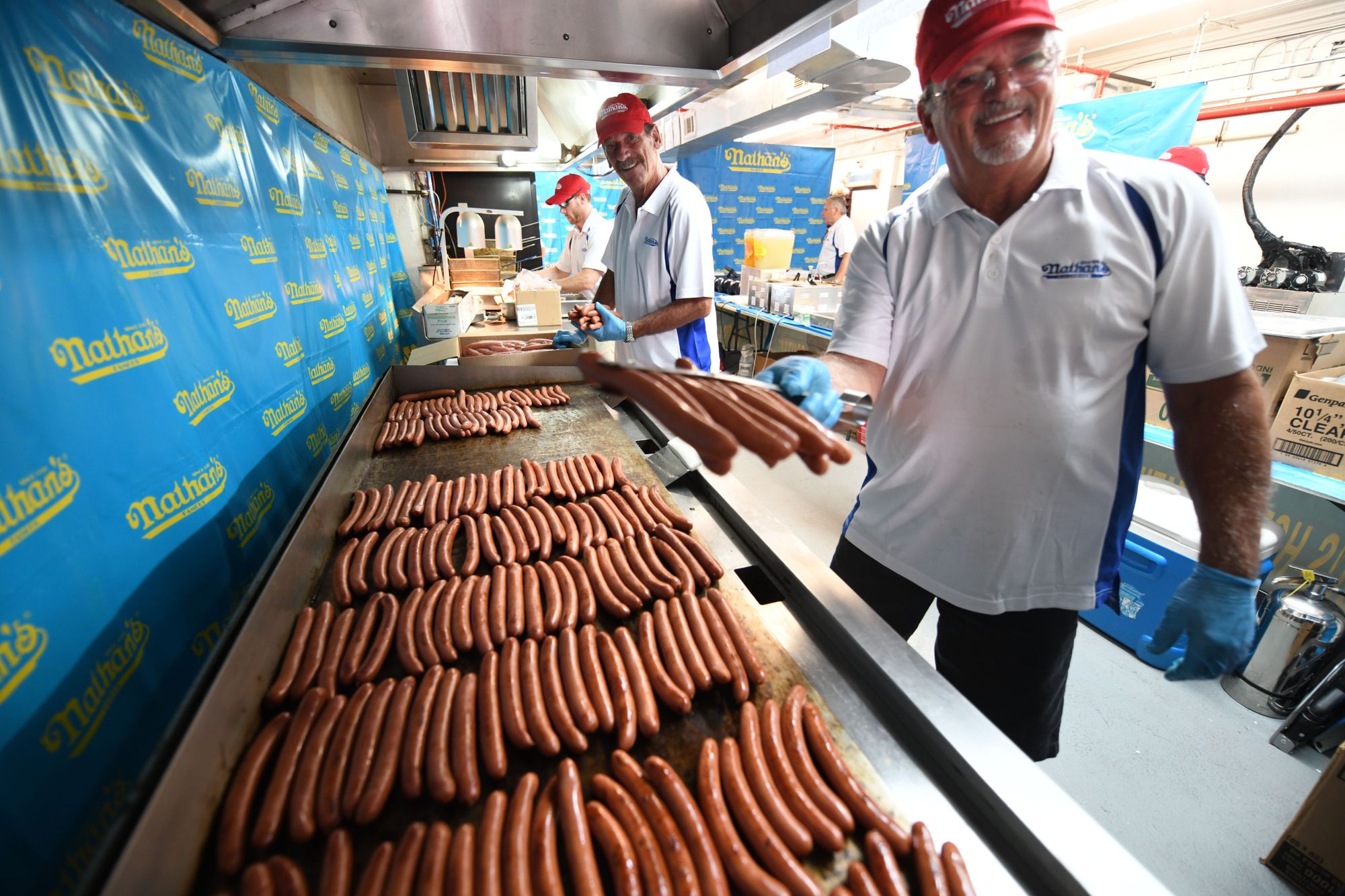 Esskay to stop making hot dogs – Orlando Sentinel