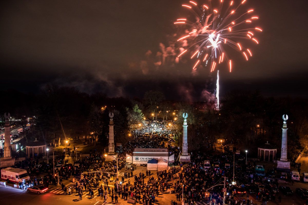 Where to Watch New Year's Eve Fireworks in Brooklyn Bklyner