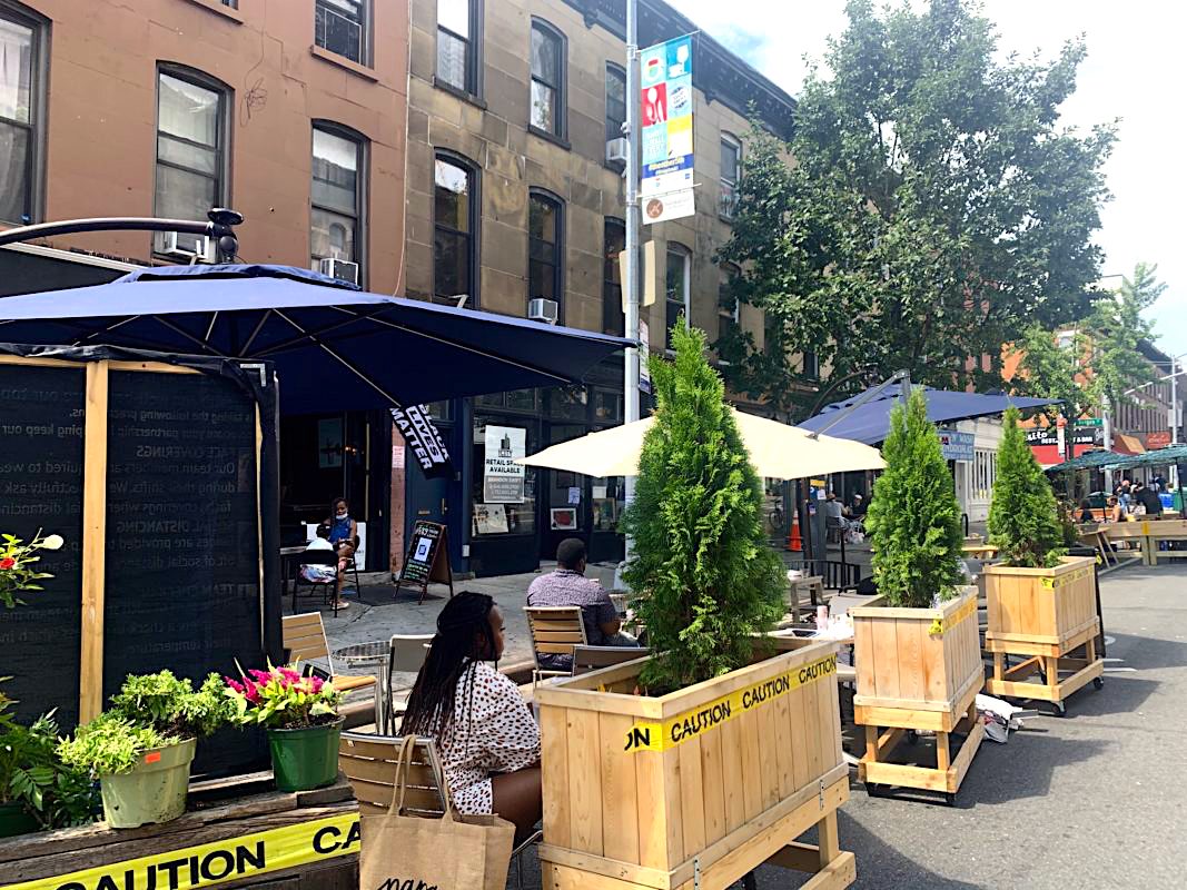 Outdoor deals dining brooklyn