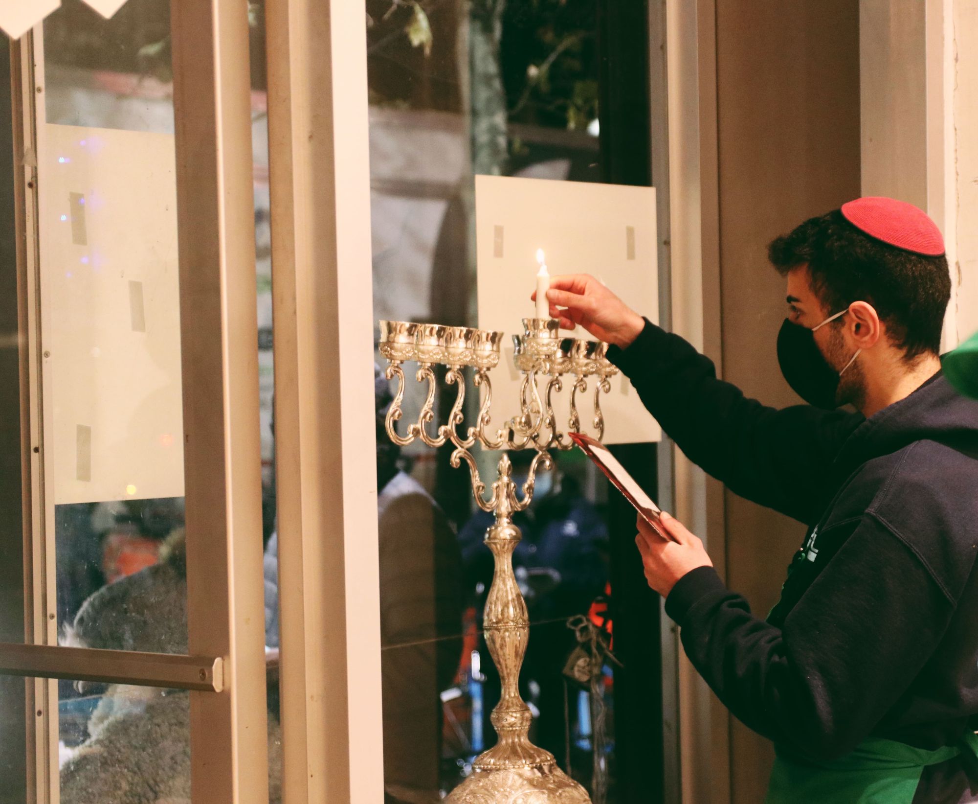 Masbia Soup Kitchen Celebrates The First Night Of Hanukkah