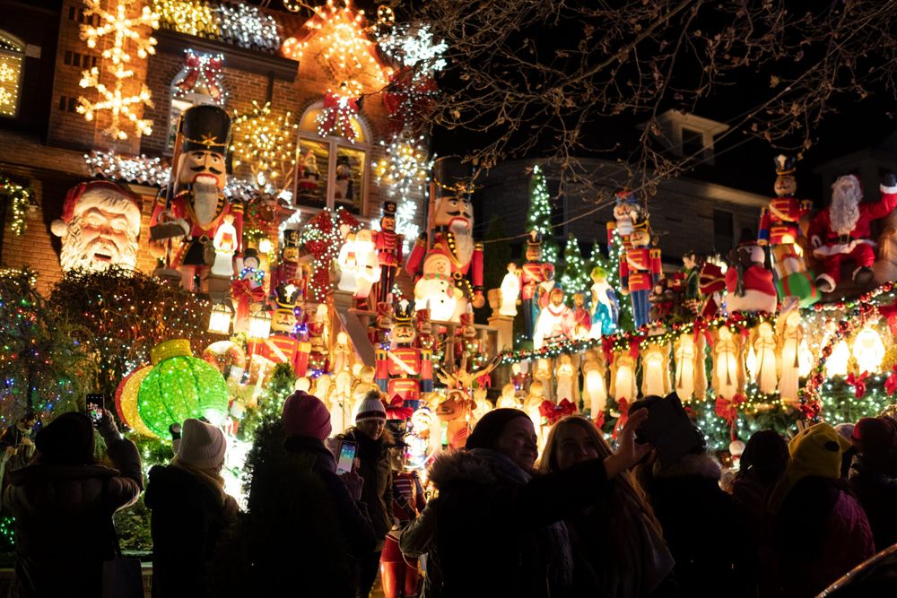 Dyker Heights Lights Kicked off this Weekend Bklyner