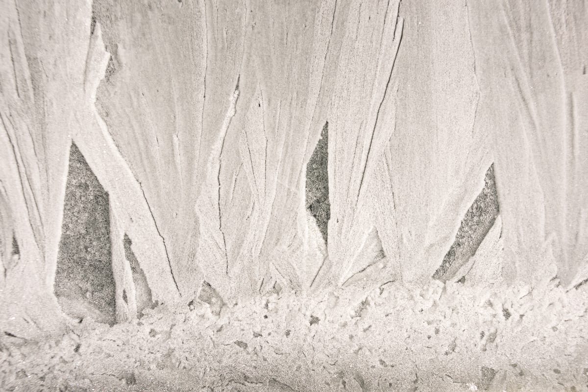 Puzzle: Abstract Snow Art