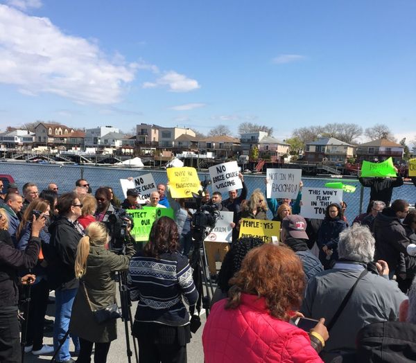 Residents and Politicians Protest Mayor’s Move to Put Party Boats in Mill Basin