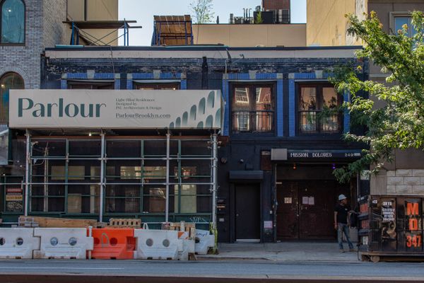 Scaffolding Collapse Injures 3 At Mission Dolores