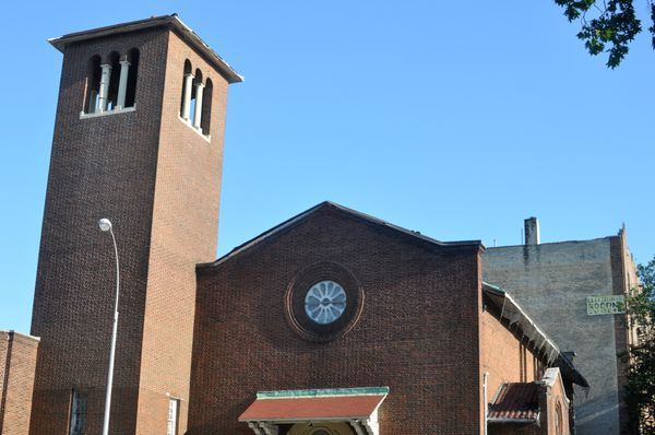 Signs Of The Past: Edelstein & Sons Roofing