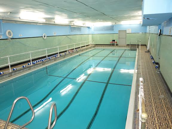 Stay-Warm Secret: Swimming At The East Midwood Jewish Center