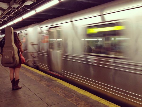 Con Ed Outage Stalls Subway Service Sunday Afternoon