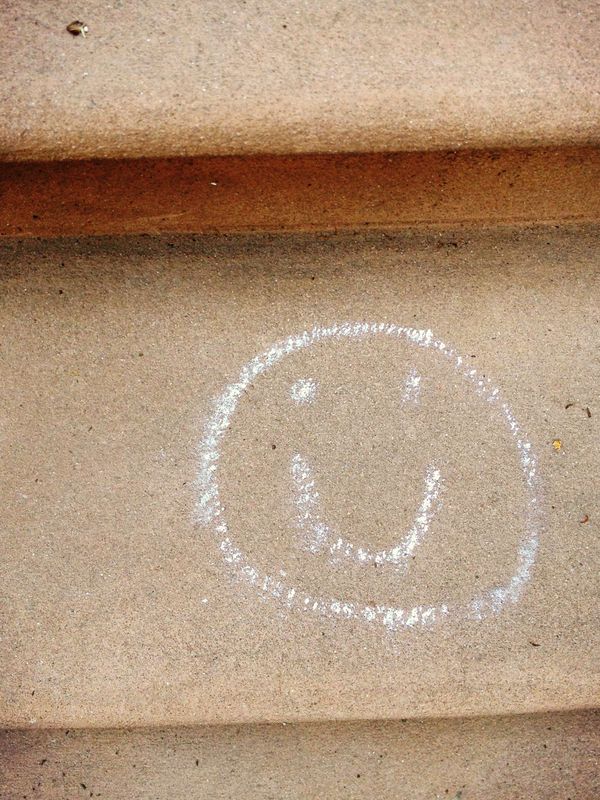 Photo Of The Day: Stoop Smile