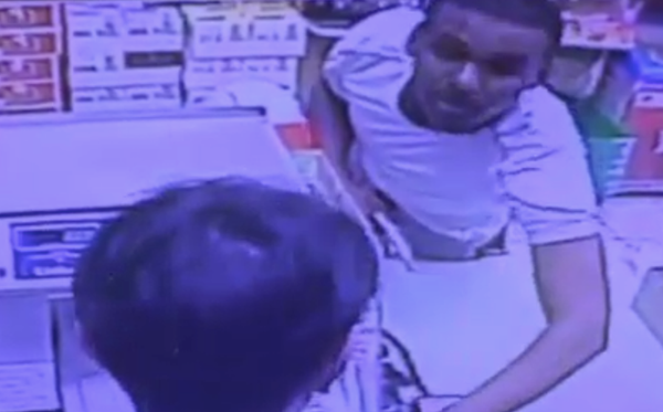 Armed Robber Steals $1,200 In Cash From Mr Coco Grocery On Myrtle Avenue (Video)