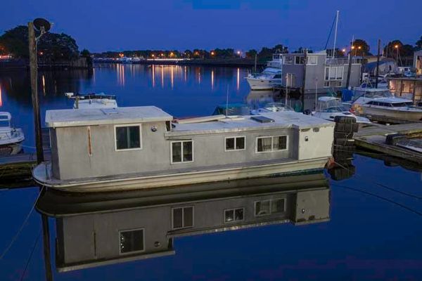 Morning Mug: “Amsterdam Has More Than 150 Canals And 1,250 Bridges, But It Never Seems Crowded, Nor Bent And Bitter From Fleecing The Tourist.” — Julie Burchill