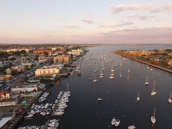 Morning Mug: “Brooklyn Is Not The Easiest Place To Grow Up In, Although I Wouldn’t Change That Experience For Anything.” — Neil Diamond