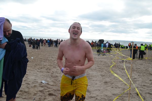 Here’s What It Feels Like To Take The Coney Island Polar Bear Plunge