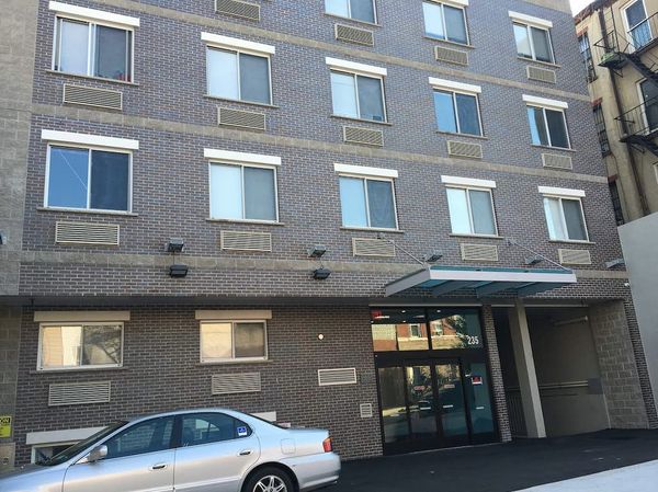 Residents Question Status Of 24th Street Hotel Currently Housing Homeless Families