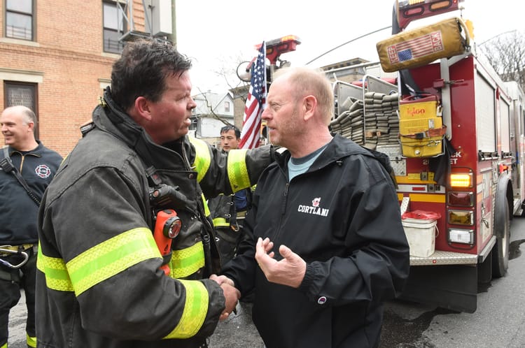 His Last Fire Run – Battalion Chief Joseph McKie To Retire