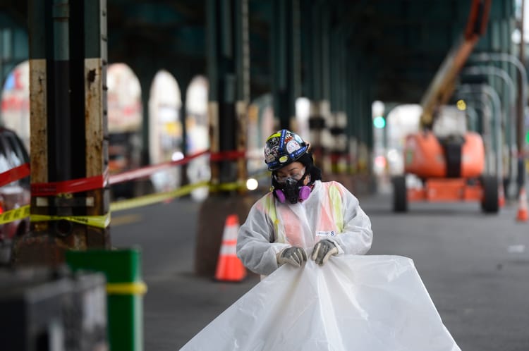 Watch Out For Falling Objects: MTA Begins Clearing Underside of Elevated D line