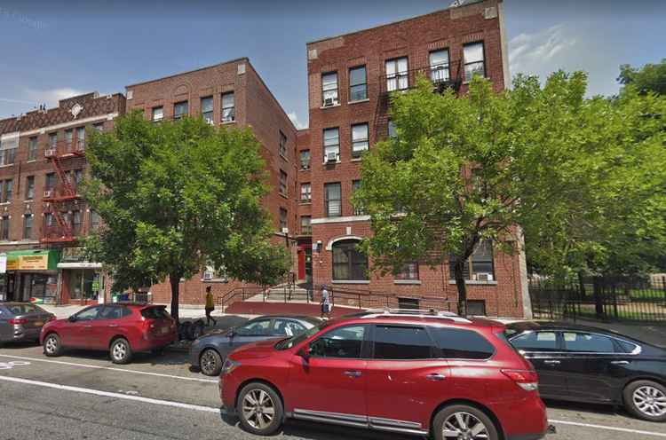 18-Year-Old Man Fatally Shot In Crown Heights