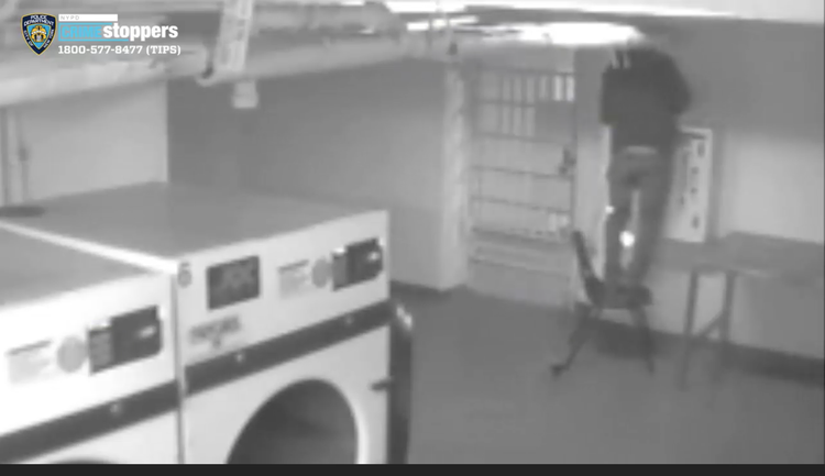 Man Breaks into Laundry Room to Steal Change in Kensington