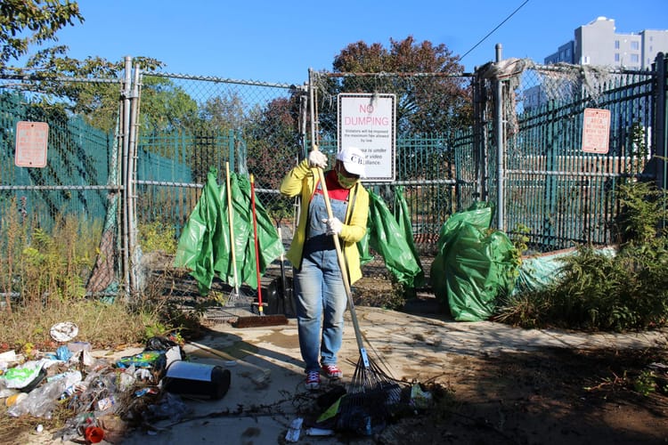 Residents In East New York Tackle Litter, Wonder Where Is DSNY