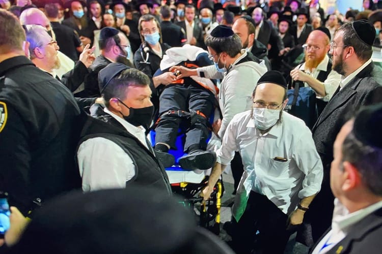 Beating in Borough Park Backlash Against New COVID Restrictions Sends Hasidic Man to Hospital