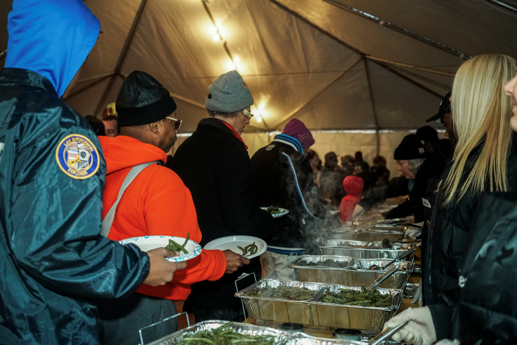 The Kings Thanksgiving Will Continue, With Hot Meals To Go