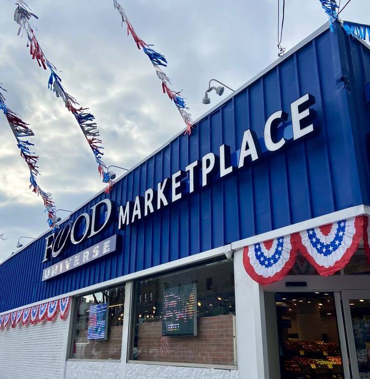 Food Universe Marketplace Open in Bensonhurst