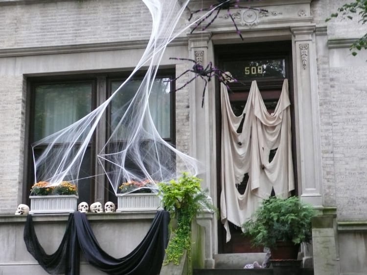 A Plea for Better Halloween Decor