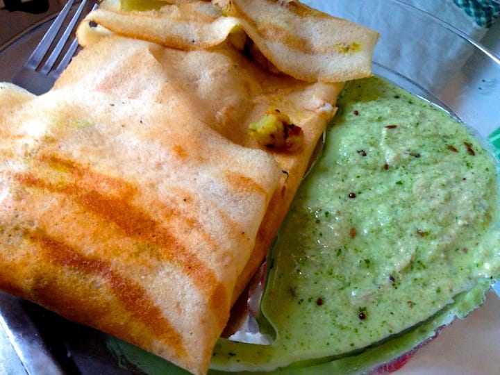 New & Delicious Dosa At Madina