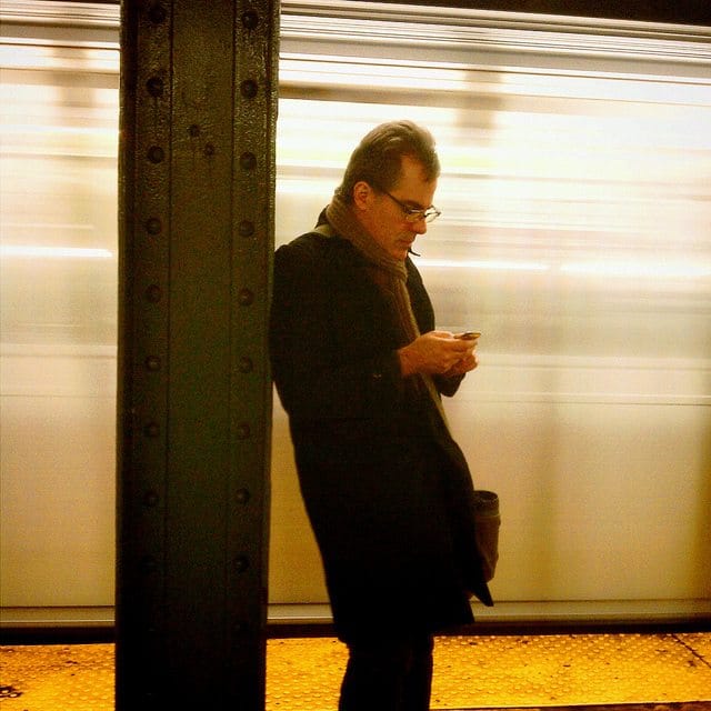 All Underground Subway Stations May Soon Have Cell Phone Service