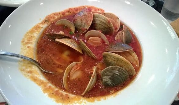 Randazzo’s Clam Bar: Zuppa Di Clams – The Bite