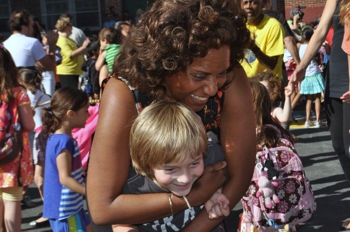 PS 10 Flash Mob Gets Happy In 2014