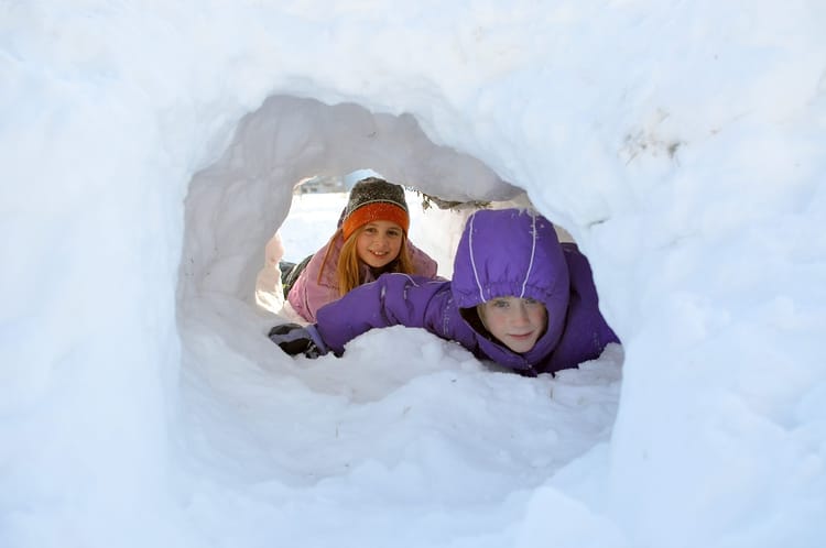 20 Ways To Entertain Your Kids On First Snow Day Of The School Year