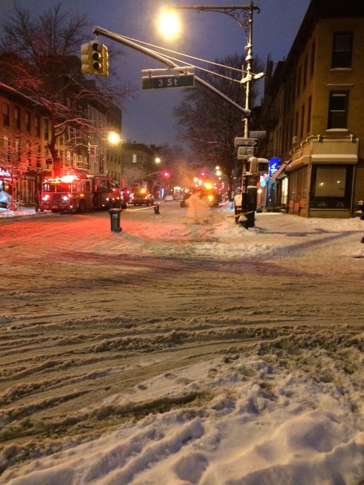 Manhole Fire Causes Building To Be Evacuated On 5th Avenue