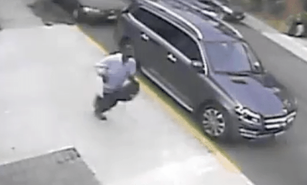 Thief Snatches 78-Year-Old Woman’s Purse On Avenue O, Police Say