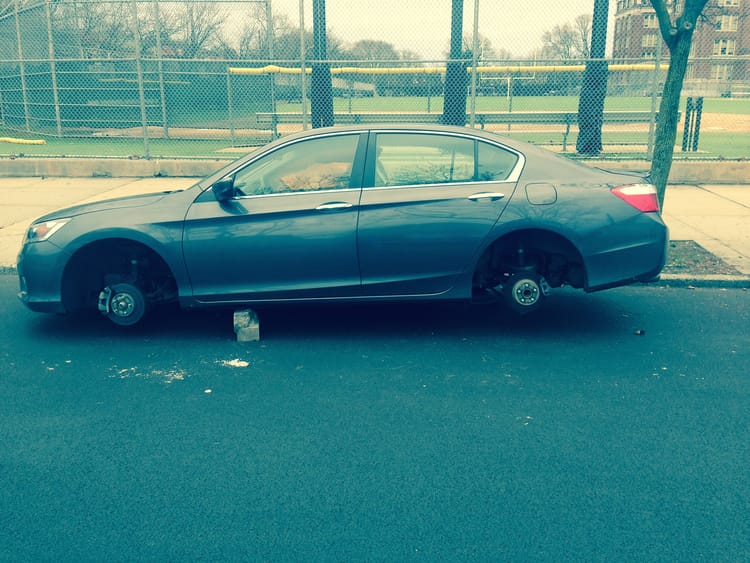 Christmas Looters Pillage Vehicles Near James Madison High