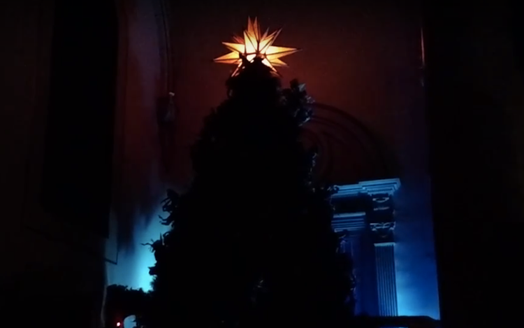 Watch Saint Mark Church’s Adoration Tree Dramatically Come To Life [Video]