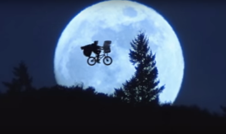 I’ll Be Right Here! Free Movie Screening Of ‘E.T.’ At James Madison High This Sunday