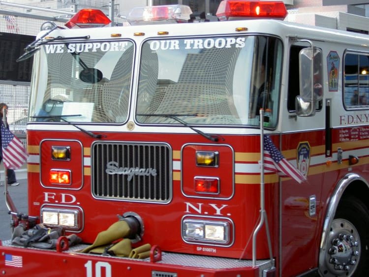 Brush Fire Threatening Homes In Gerritsen Beach [Updated]