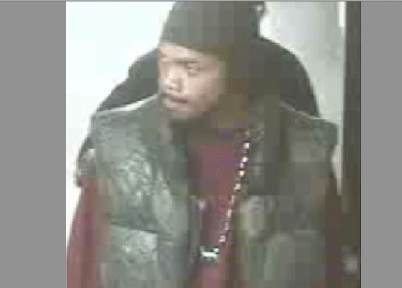 Cops Seek ID On Alleged Groper At Jay Street-Metrotech Station