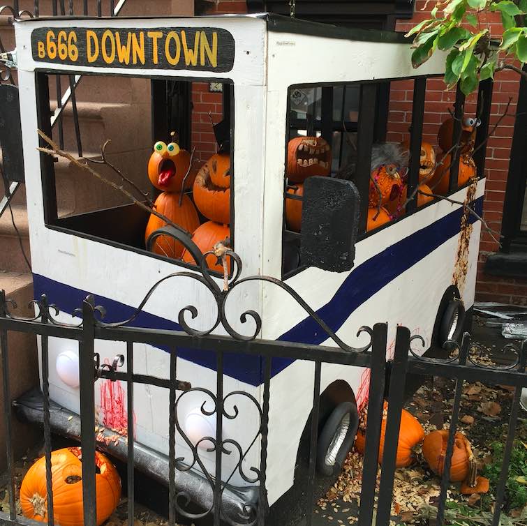 Smashing Pumpkins: Brooklynites Trick Out Homes to Dole Out Treats [PHOTOS]