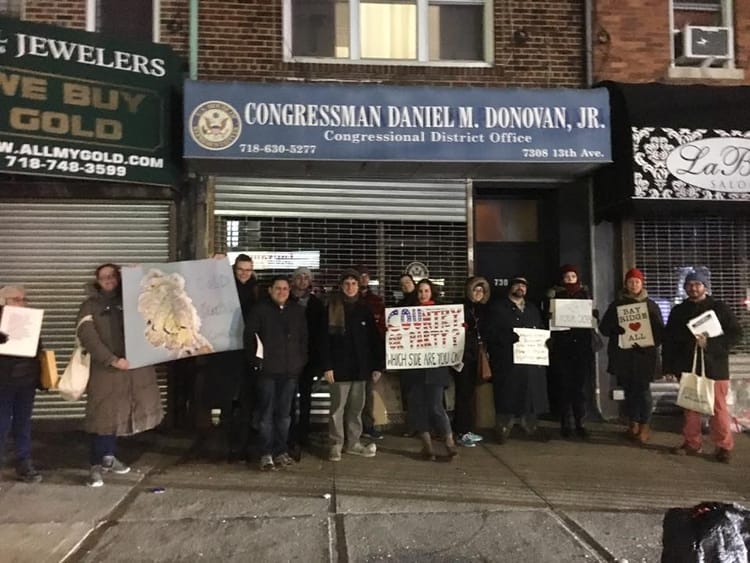 Constituents Sit In, Donovan Dials In