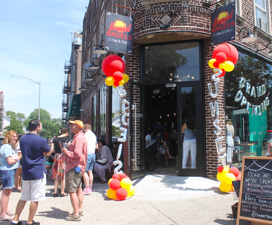 Sunset Bagels Opens In Ditmas Park: It’s A 24-Hour Bagel Party!