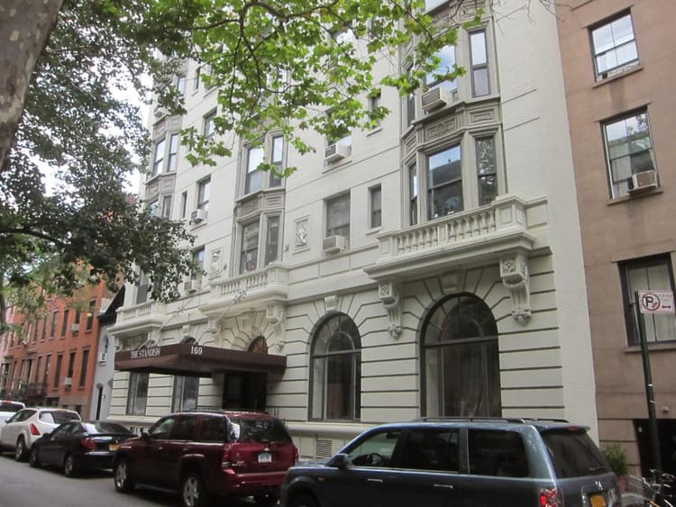 Celebrity Real Estate: Emily Blunt & John Krasinski Buy Two Units In Matt Damon’s Building