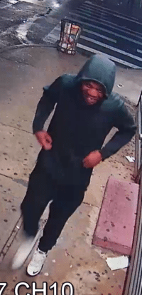 Backseat Bandits Snatch $5k Chain at Gunpoint