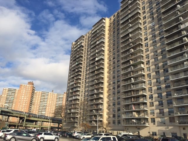 F Train Rattles Coney Island Residents